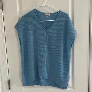 Kinross Cashmere Sky Blue V-Neck Top
